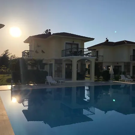 Villa Mountain View 12 *